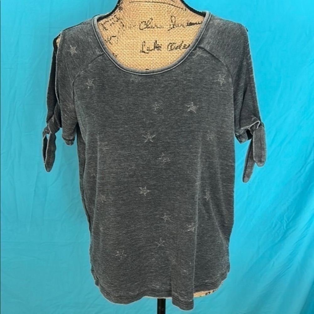 Jane and Delancey Gray Tie Short Sleeve T-Shirt